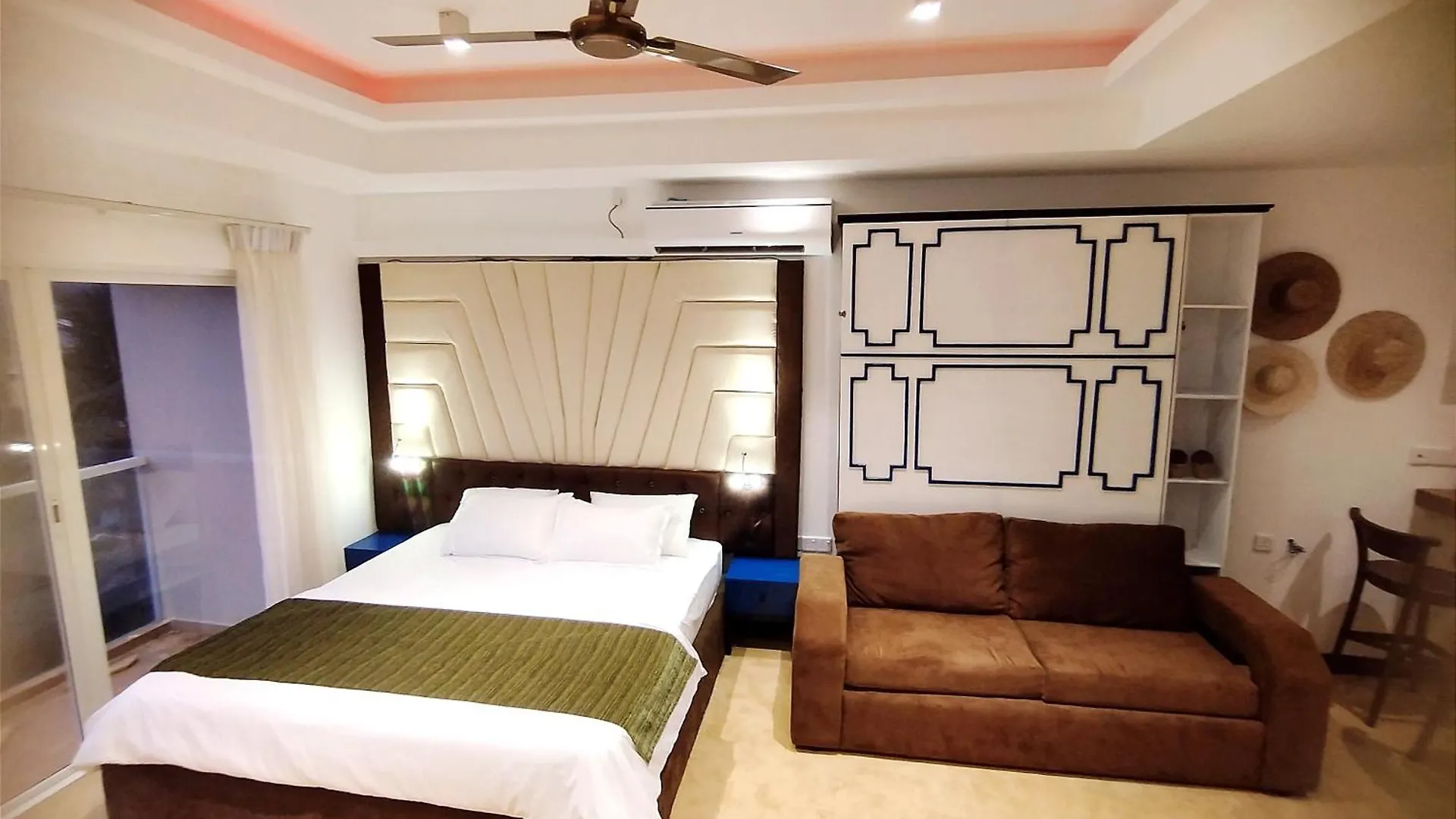 Infinity Condos By Ocean Breeze Negombo