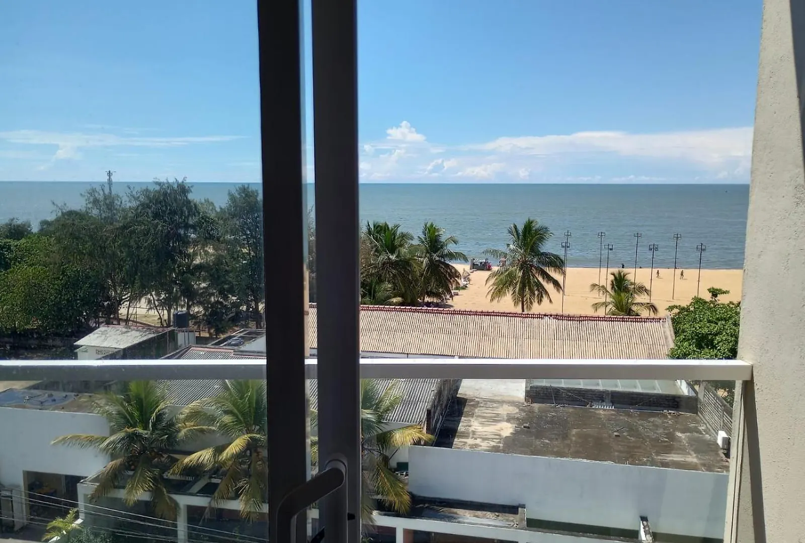 Apartment Infinity Condos By Ocean Breeze Negombo