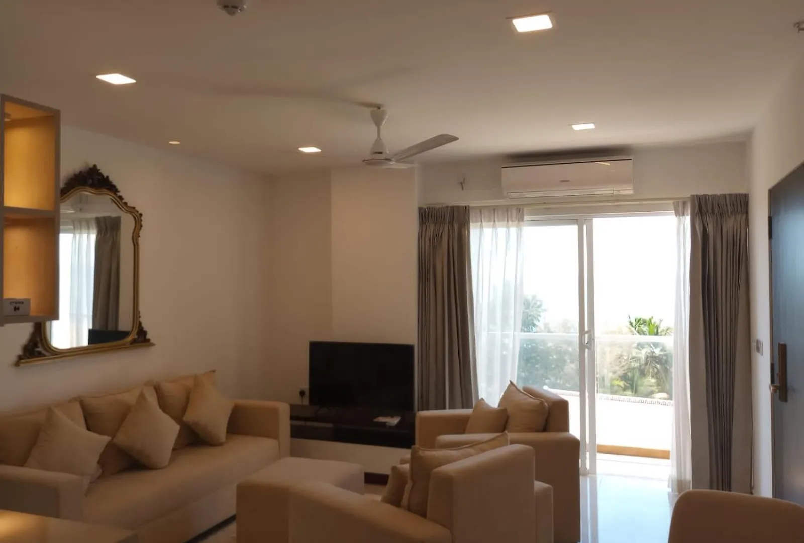 Infinity Condos By Ocean Breeze Negombo Apartment