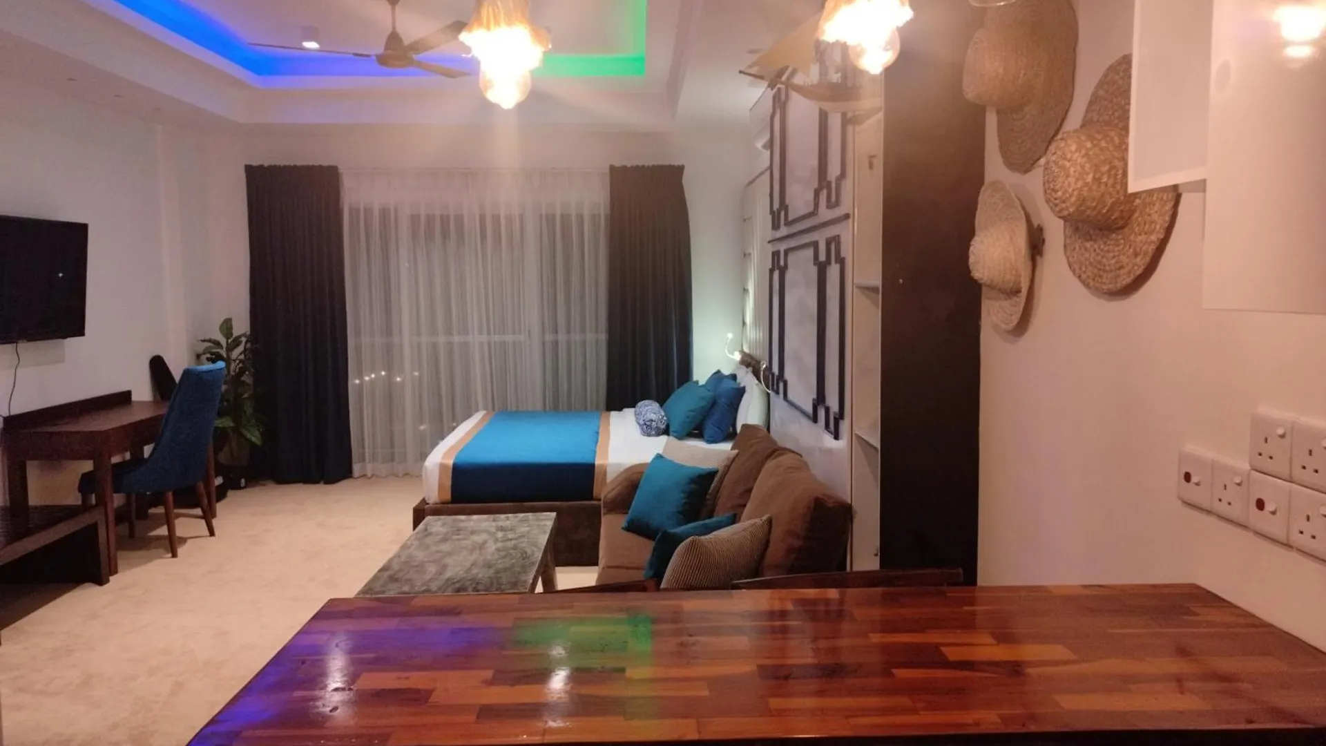 Infinity Condos By Ocean Breeze Negombo